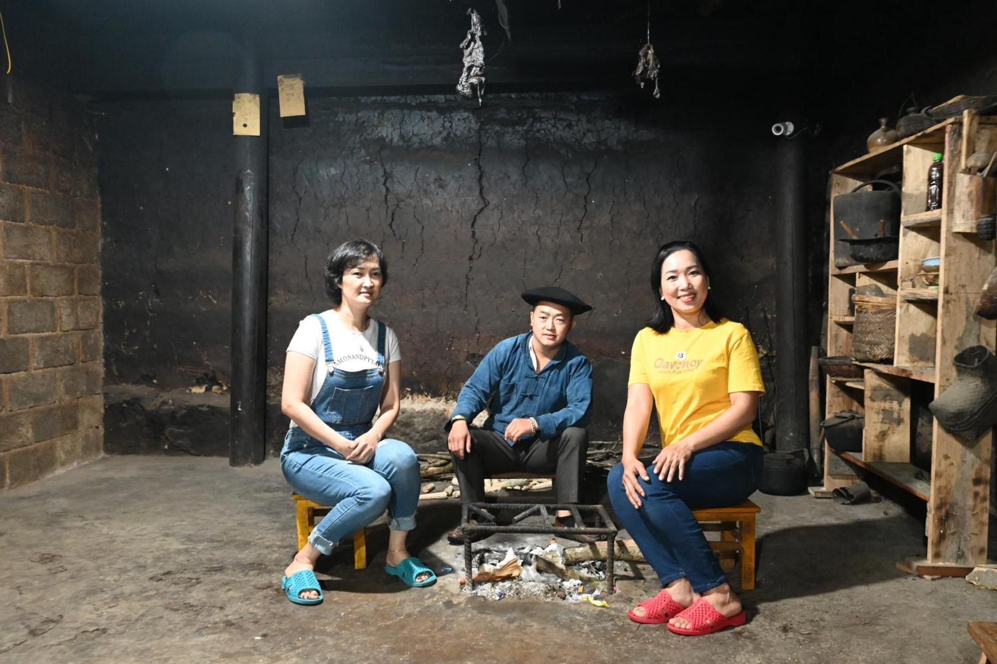 Nha Co Lao Xa Homestay Hmong & Bungalow Air Conditioner Dong Van  Exterior photo